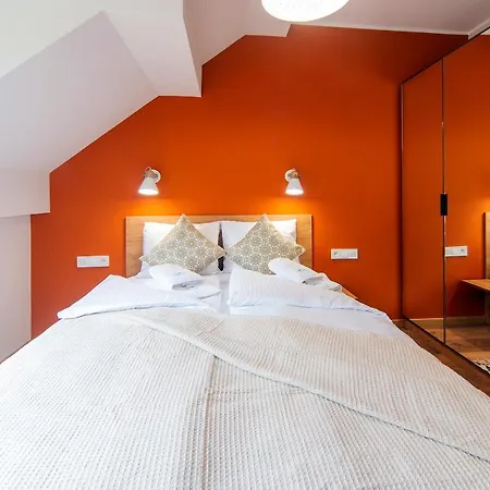 Invest Centrum Park 29 شكلارسكا بوريبا