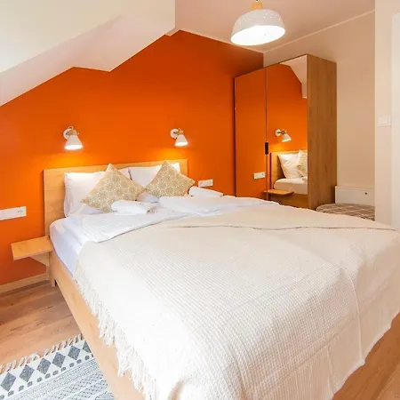 Invest Centrum Park 29 * شكلارسكا بوريبا